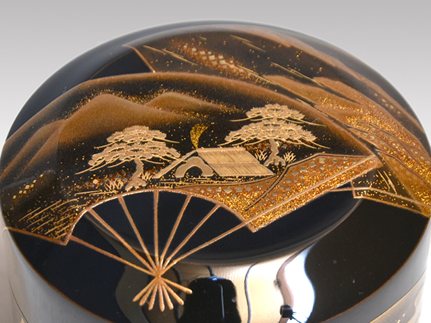 扇面蒔絵雪吹 杉谷雅輔（号 松芯）（造）共箱 表千家14代而妙斎朱在判