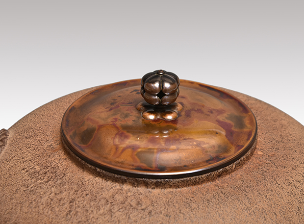 丸釜 久田尋牛斎「嘉辰歓喜」文字入 炉用 門脇喜平（作） 共箱 | 古