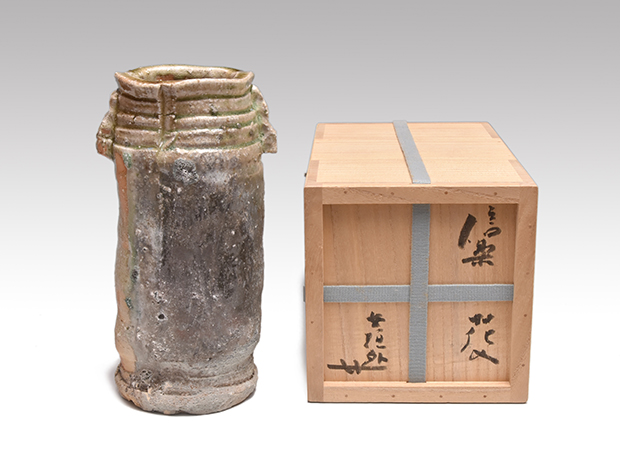 信楽花入 杉本貞光(作) 共箱 | 古美術ささき