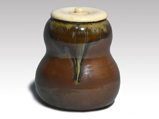 高取瓢形茶入 鬼丸雪山（作） 箱 牙蓋 仕覆（伊豫簾純子） | 古美術ささき