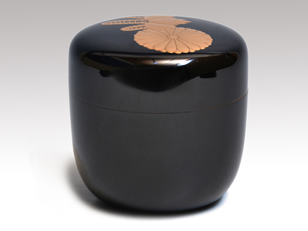 菊桐大棗 川端近左(作) 共箱 表千家 而妙斎朱在判、箱書 二重箱入 | 古