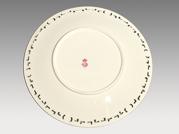 英国アンティーク MINTON ミントン 花文（赤）オープンワーク 金彩