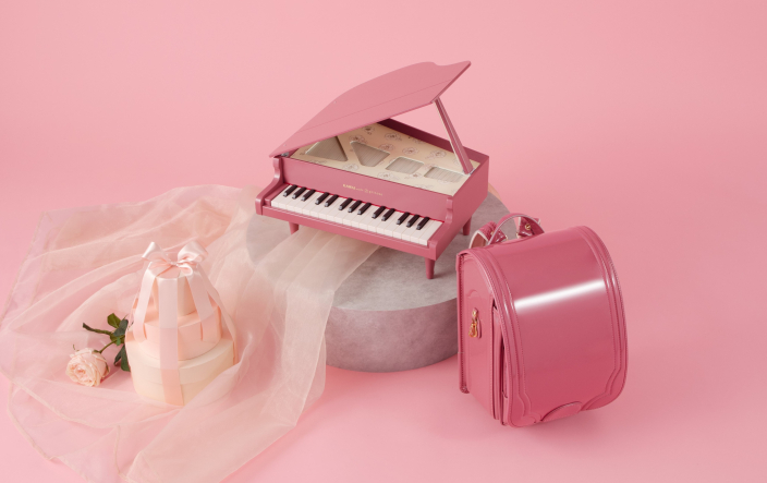 河合楽器製作所と土屋鞄製造所とのコラボレーション 『KAWAI meets