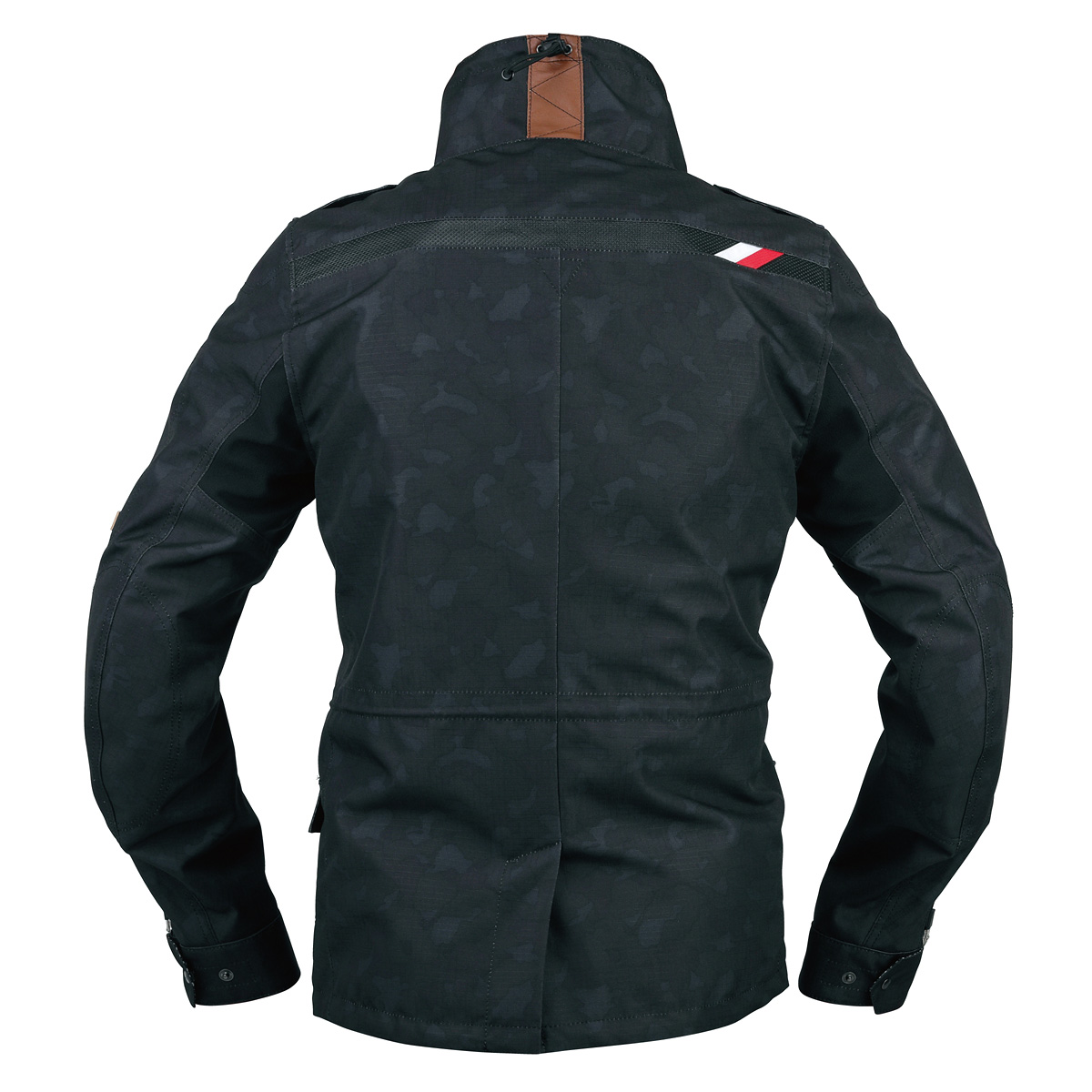 クシタニより、春夏の新作ジャケット「フィンジャケット」が発売中