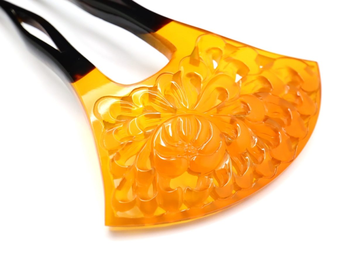 白べっ甲乱菊彫りかんざし2022・1｜黒留、色留、訪問着、結婚式など