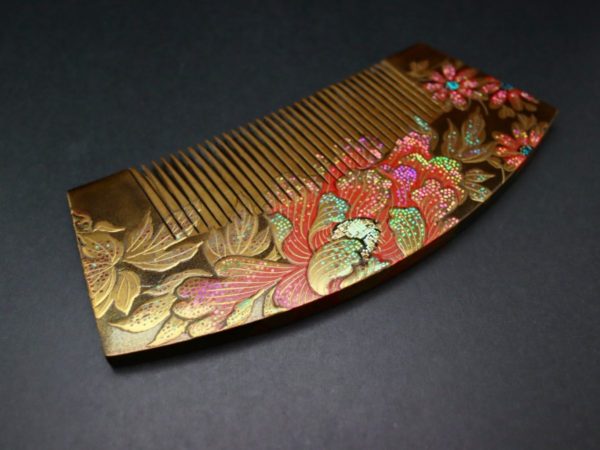 アンティーク・菊屋 永正作 本鼈甲螺鈿細工金蒔絵四季花丸紋の