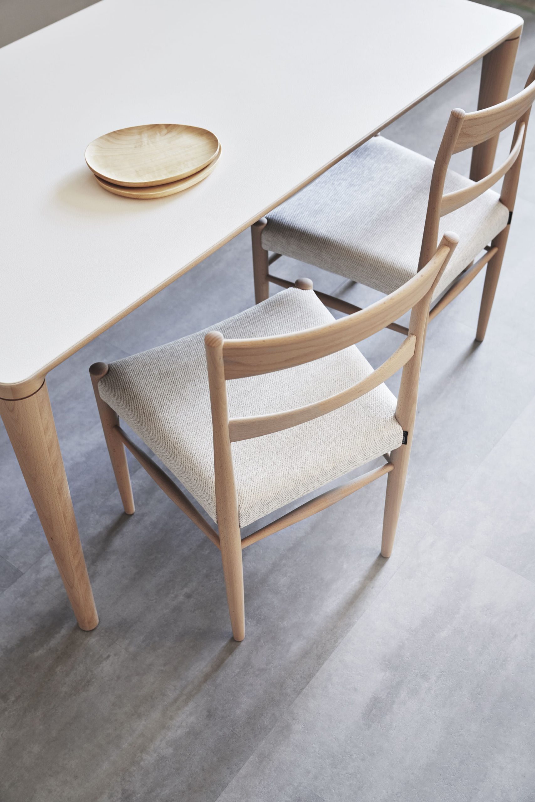 ラダーバックチェア - 国産無垢家具は飛騨高山発の家具メーカー KASHIWA