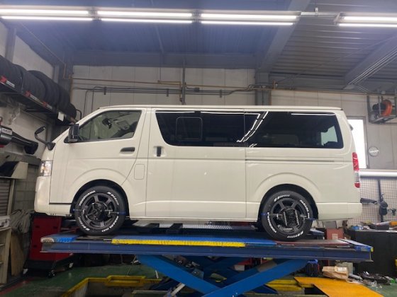 ハイエース 200系 GTRH/KDH/GDH200系 enb&HKS 車高調 ハイエース 200系