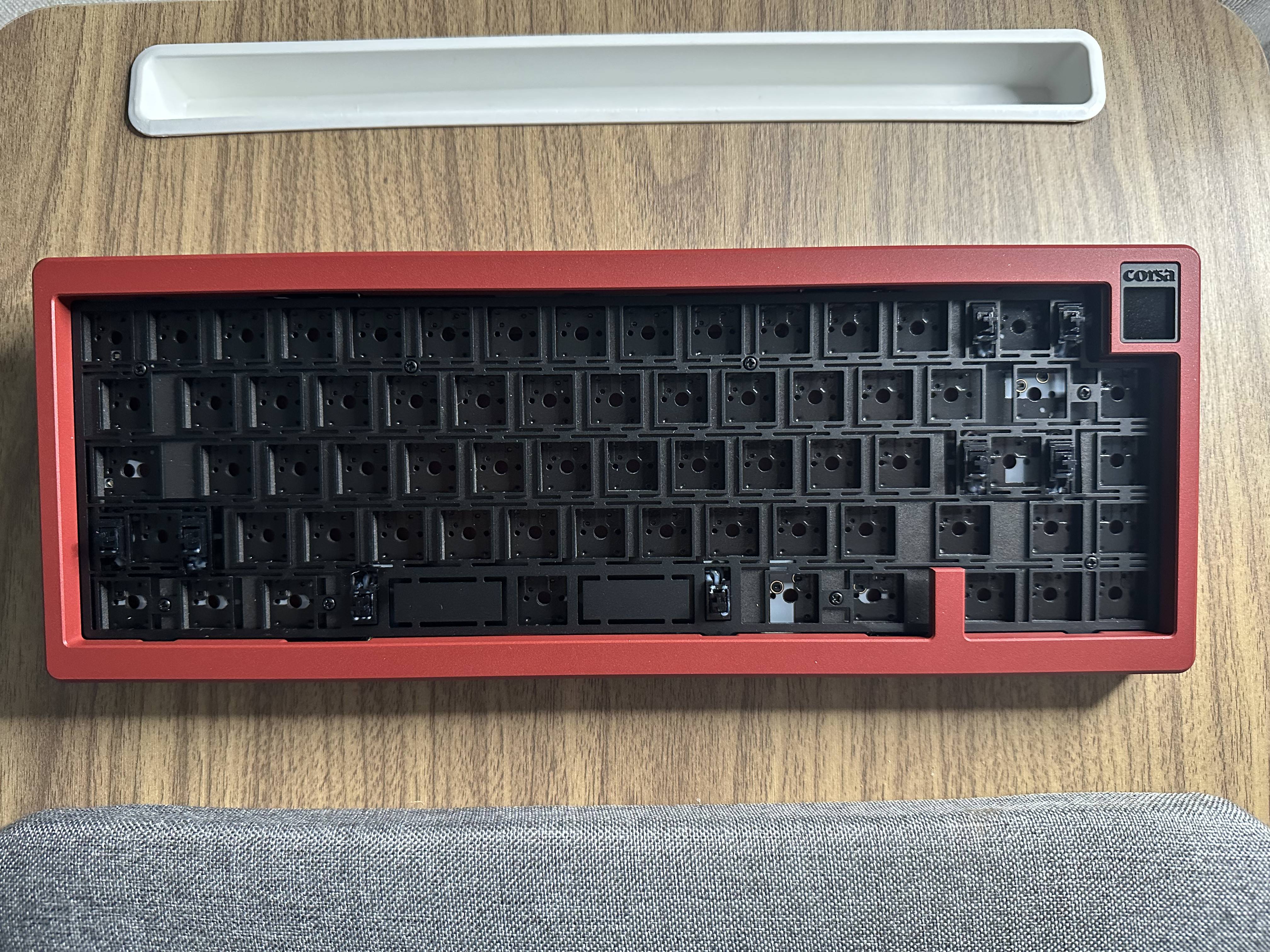 matrix 6XV 3.0 Corsa PVD Maroon 自作キーボード