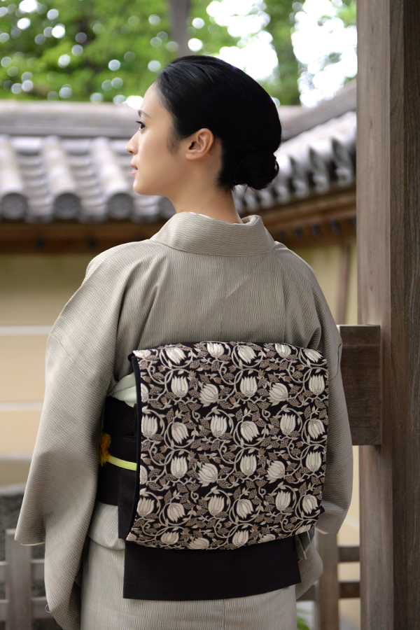 銀座【帯3262】貴久樹製 紬地袋帯 インド刺繍 更紗花文 – 銀座きもの青木