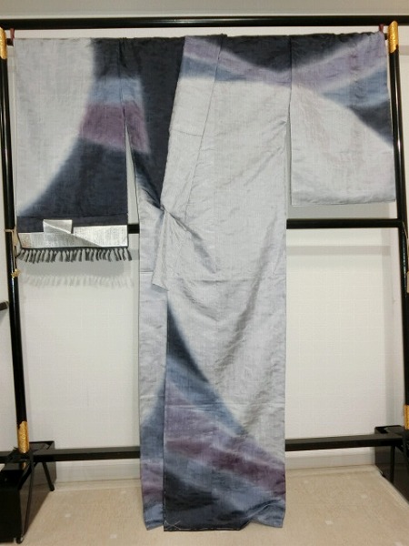 訪問着赤城紬草木染め（山くちなしと藍）櫛引織りグレーに藍 幅40cm1