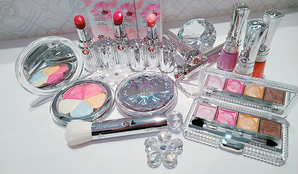 ジルスチュアートのアイテム ～化粧雑貨～｜キレイエ