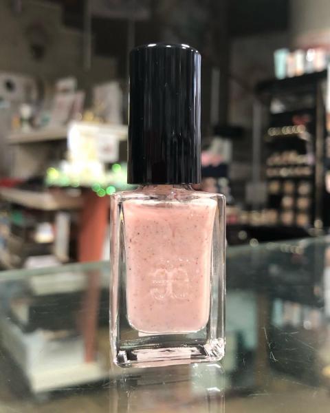 エレガンス ラズル エナメルラッカー｜紹介記事｜キレイエ