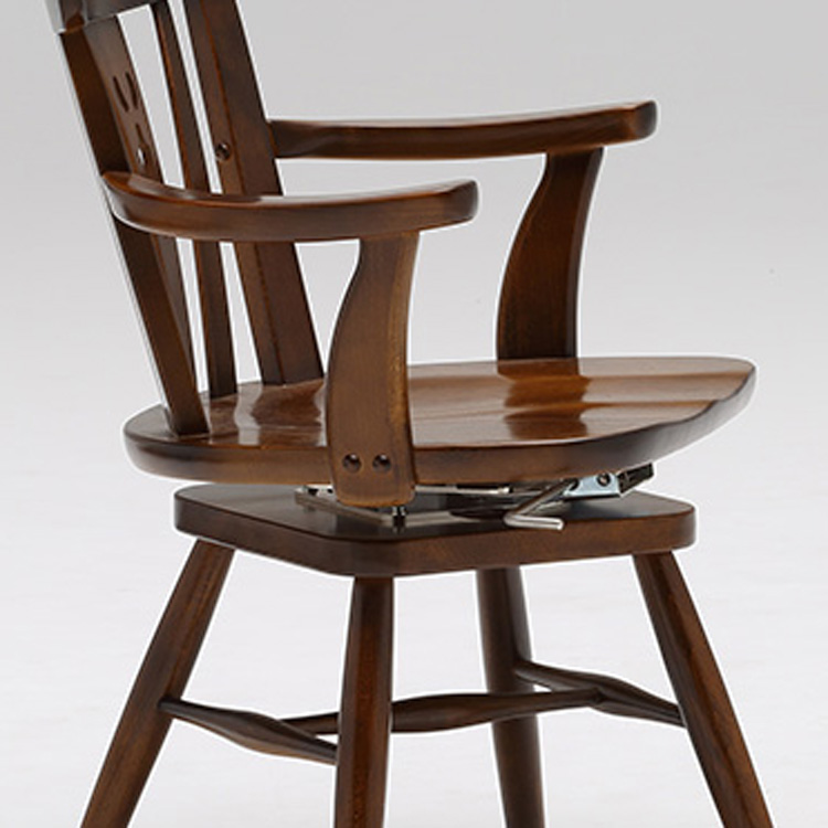 カリモク コロニアルシリーズの魅力とは？｜長く愛される秘密や