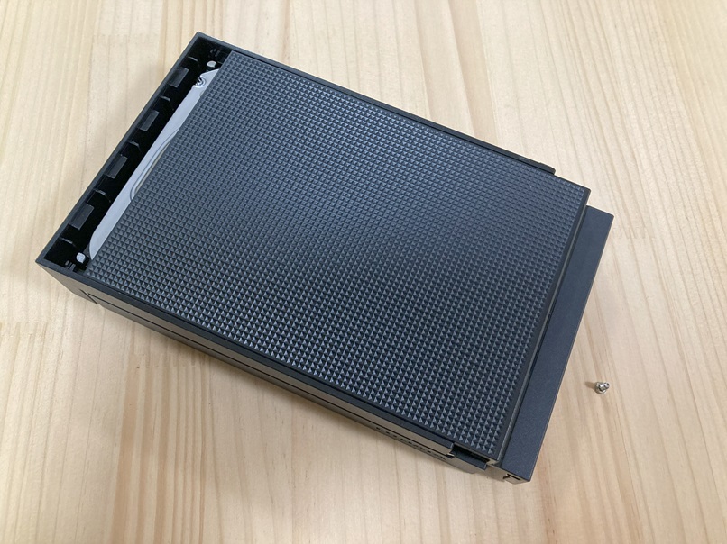 HDCZ-UTLシリーズ 外付けHDD分解 | 余白