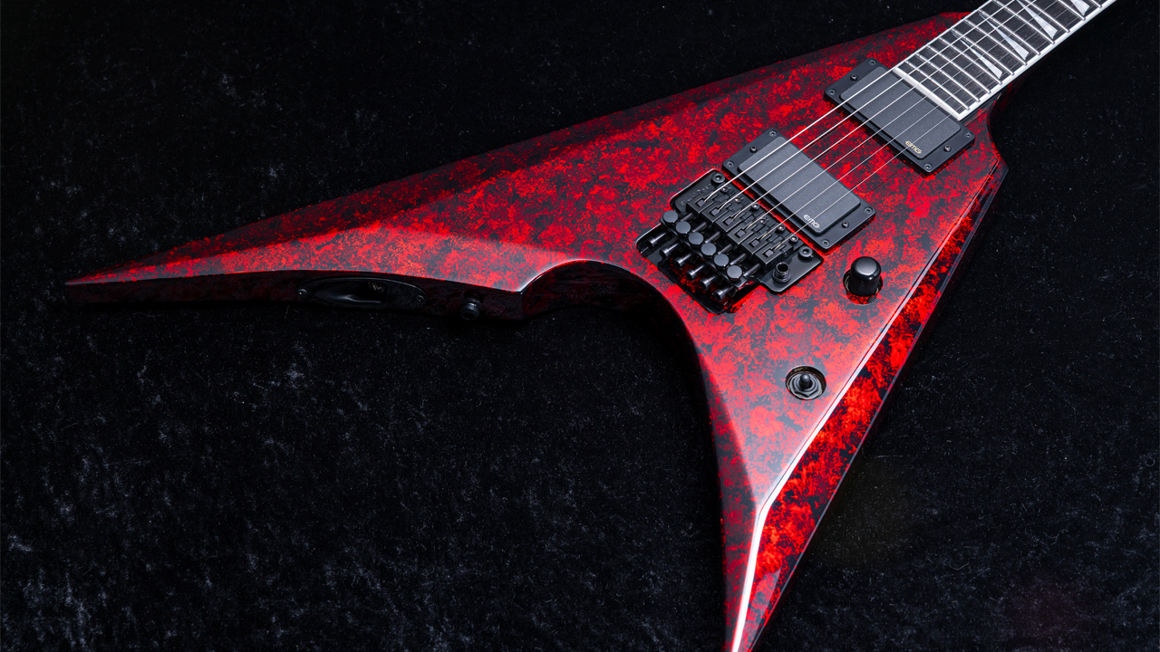 EDWARDS × KUROSAWA ｜ クロサワ楽器お茶の水駅前店