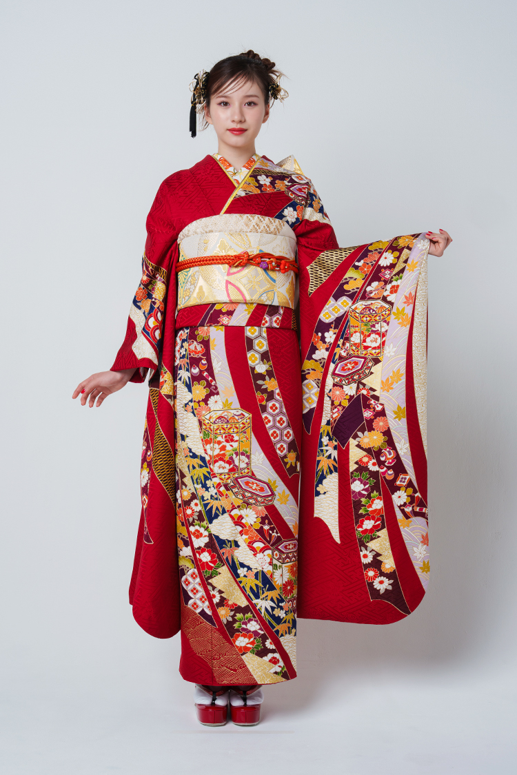 No.1722 【新品振袖/京友禅】【赤】躍動的な熨斗文様が印象的で、新た