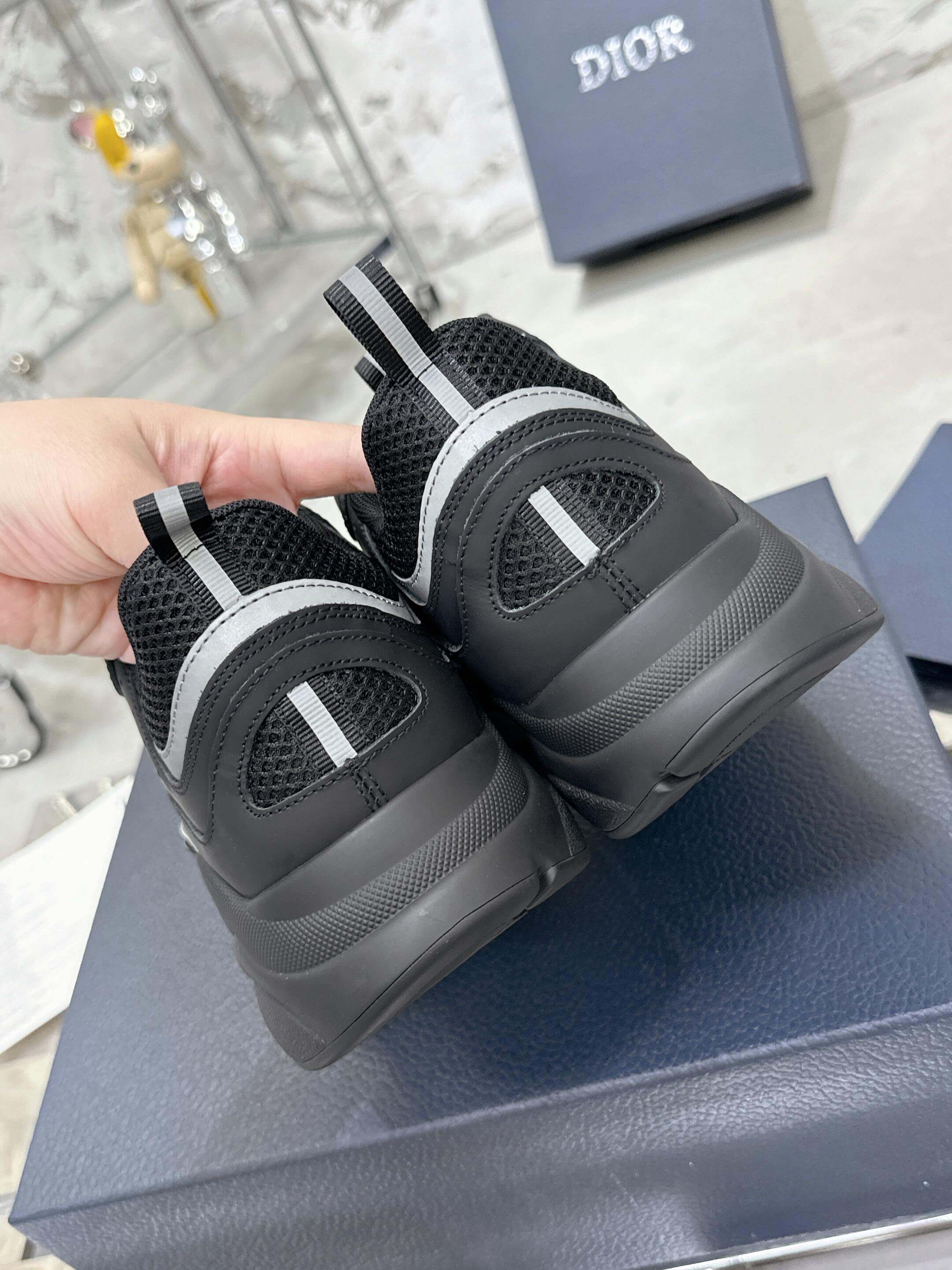 Dior B22 Light Blackout Corc Sneaker – HolloMen