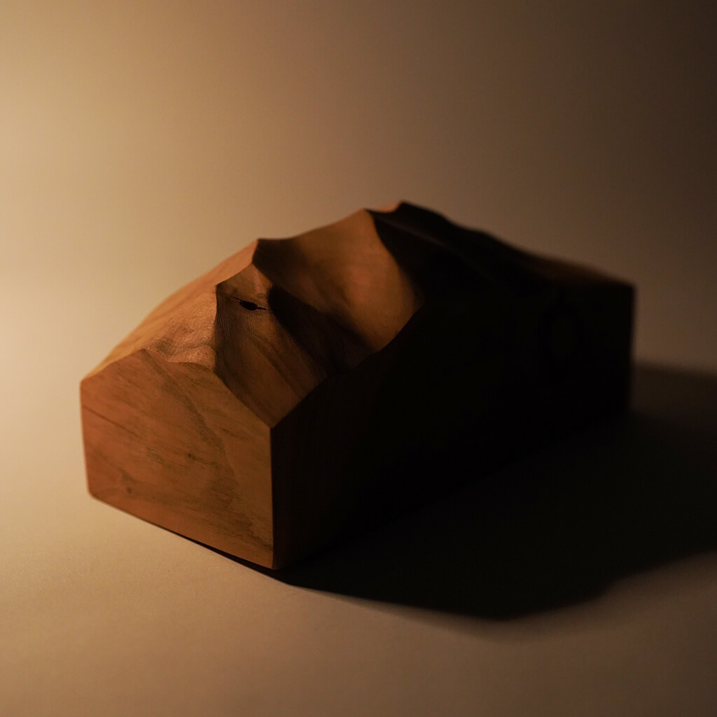 ikkaku mosaic. イッカクモザイク Unknown Mountain Collection Burnt