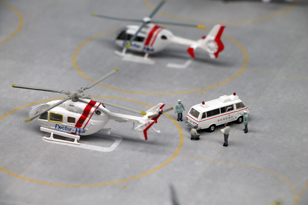 DS144-001 ジオラマシート [1/144 ヘリポートセット] [箱庭技研