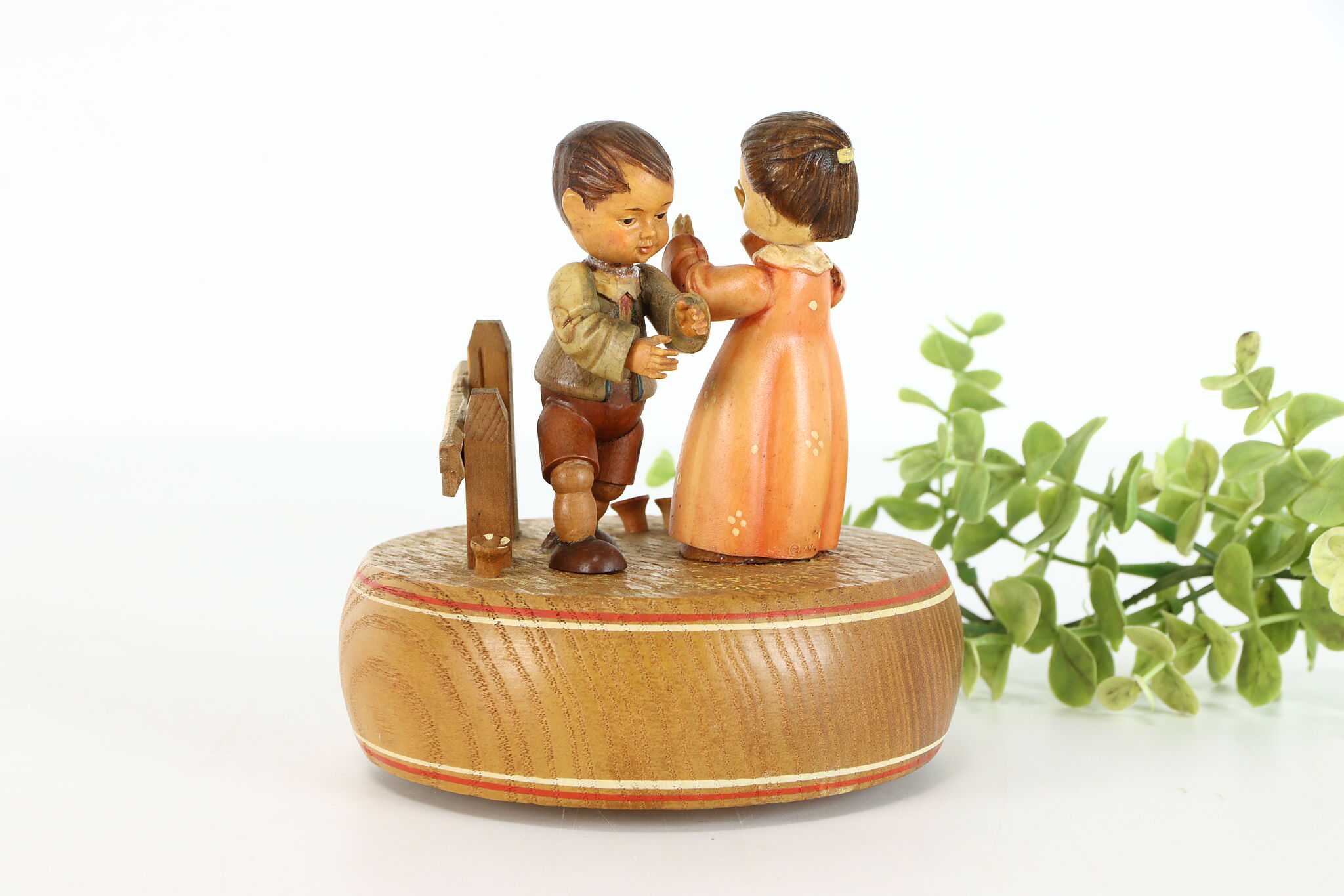 Folk Art Music box with Couple Dancing, Anniversary Waltz, Swiss Reuge