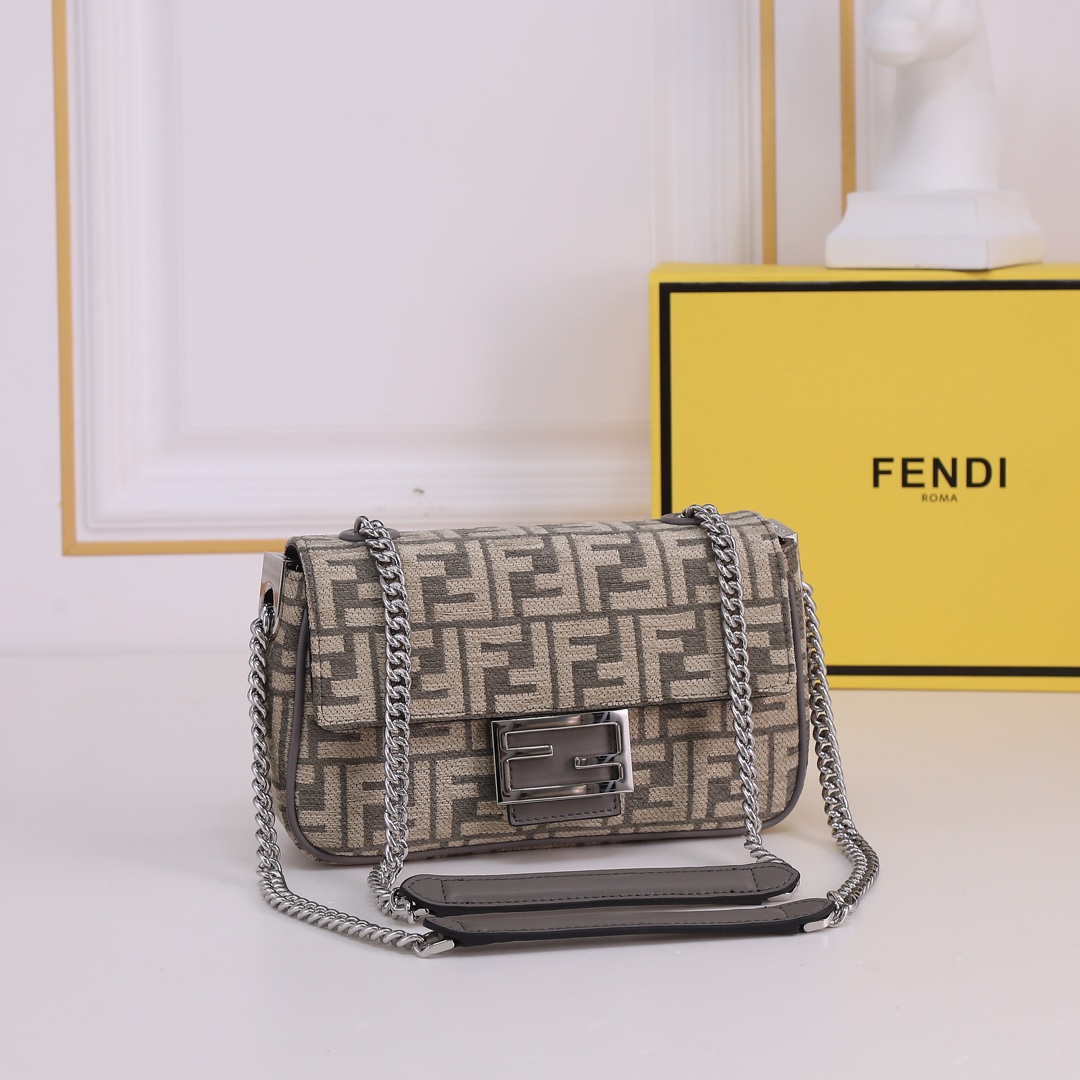 フェンディ バッグ 新作 2024 バゲット チェーン ミディ ダブグレー