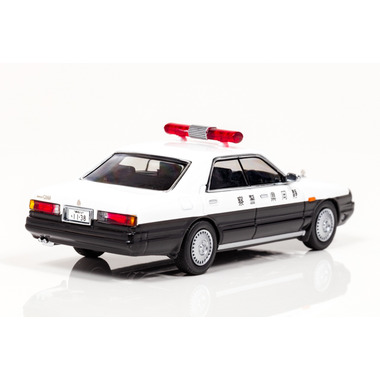 1/43 日産 セドリック シーマ Y31 1988 静岡県警察高速道路交通警察隊