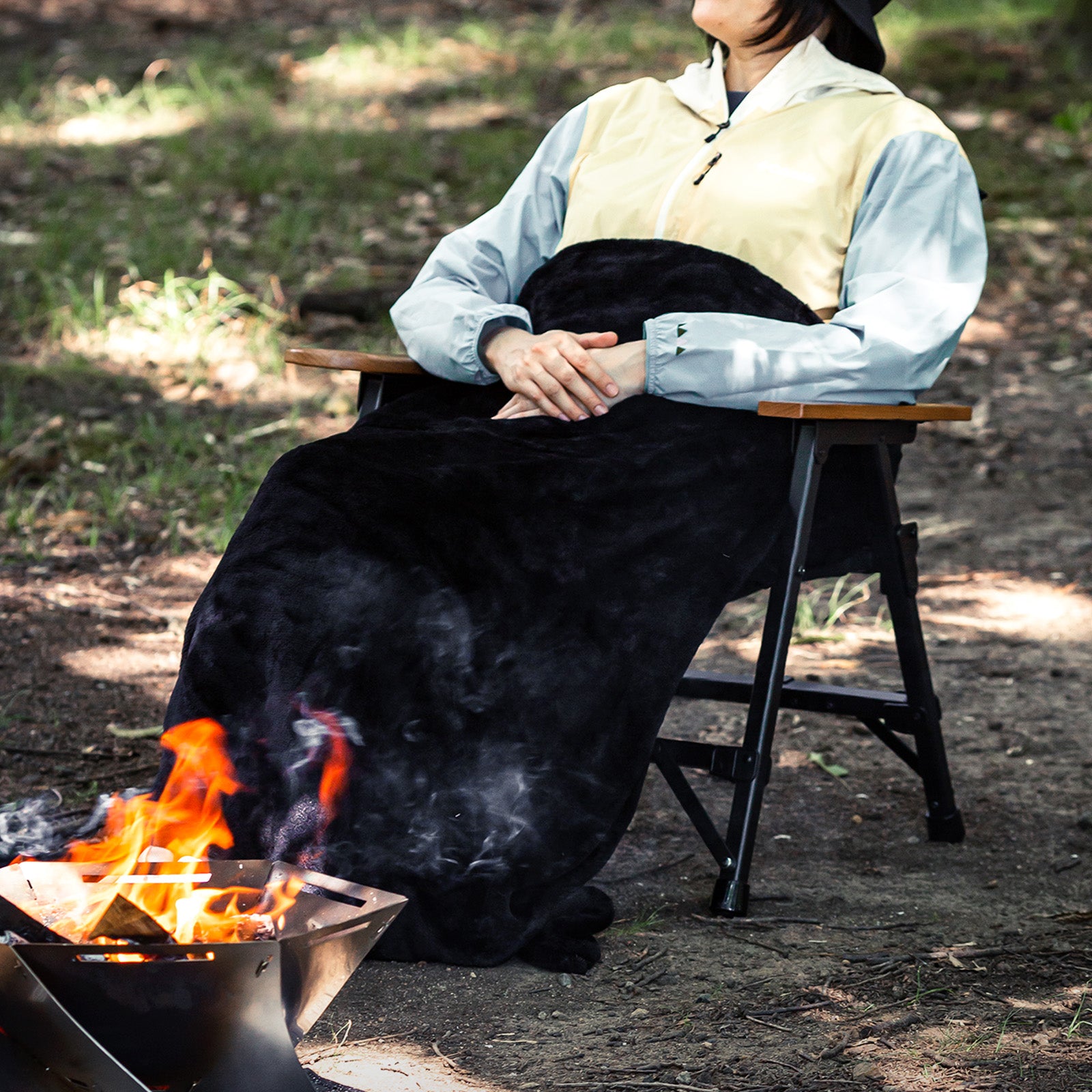 難燃ブランケット ハーフ ひざ掛け 暖かい 毛布 寒さ対策 車中泊【1年