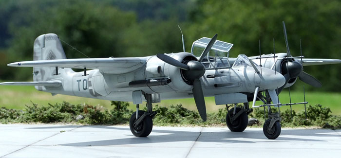 Focke-Wulf Ta 154 A-0 by Oliver Peissl (Dragon 1/48)