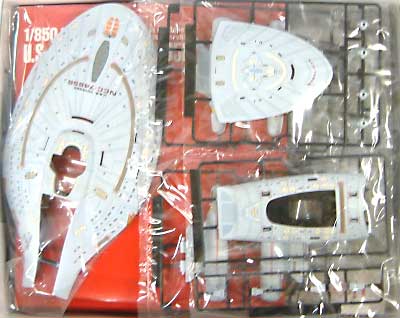 バンダイ U.S.S. ヴォイジャー NCC-74656 スタートレック プラモデル