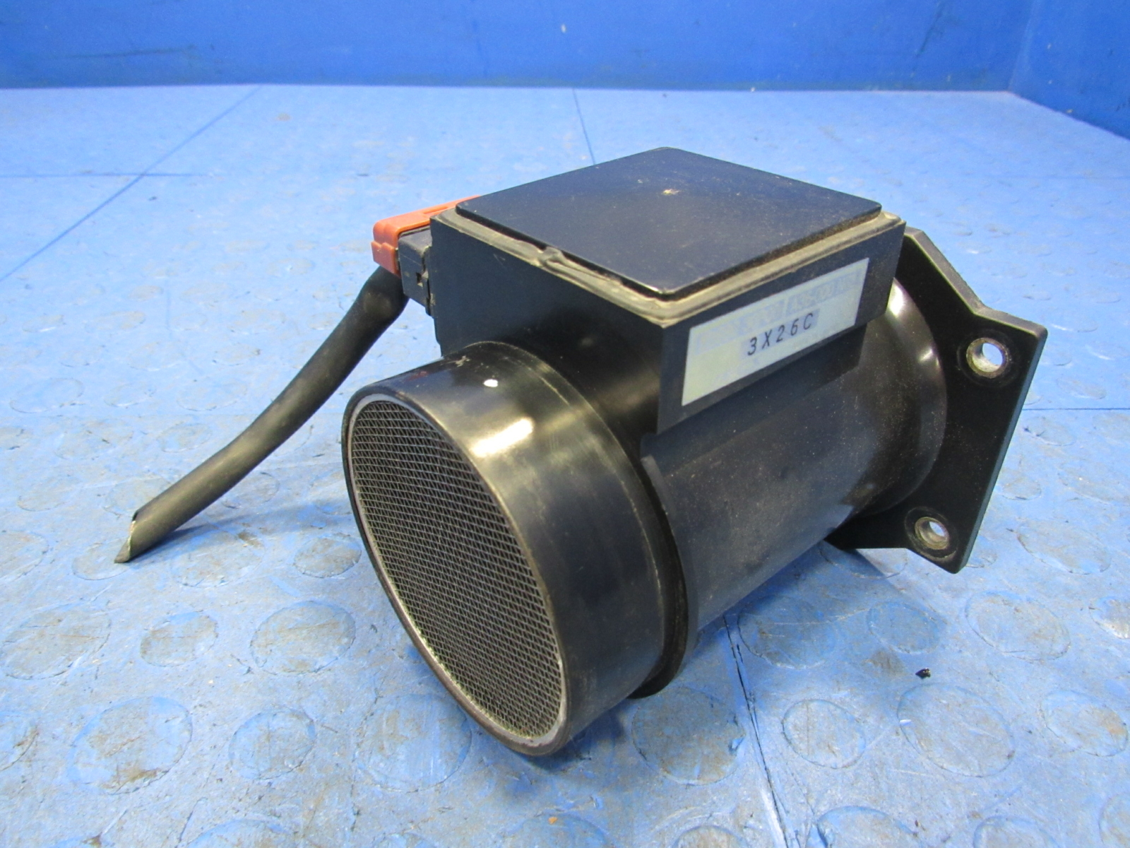 93-95 J30 90-96 300ZX Z32 MAF Mass Air Flow Meter A36-000 N62