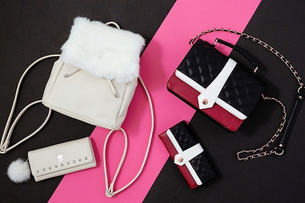 アニメ「ダンガンロンパ3」狛枝凪斗＆江ノ島盾子モチーフのバッグ