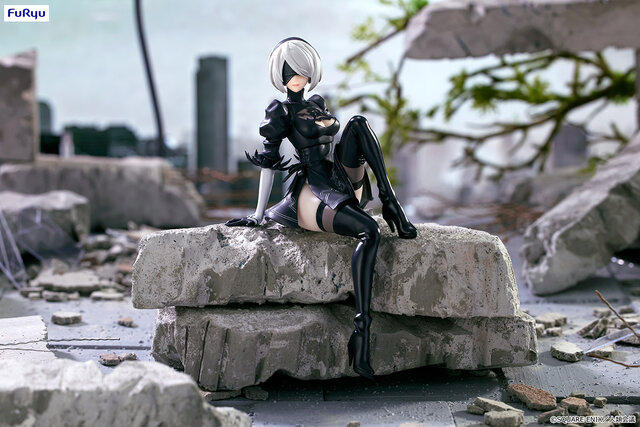 美しい座りポーズで魅せる脚…！「NieR:Automata Ver1.1a」より「2B」の