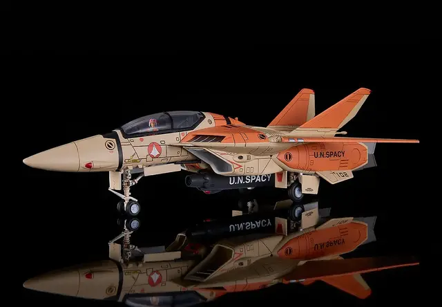 超時空要塞マクロス」第1話にて主人公・一条輝が乗り込んだ複座型の