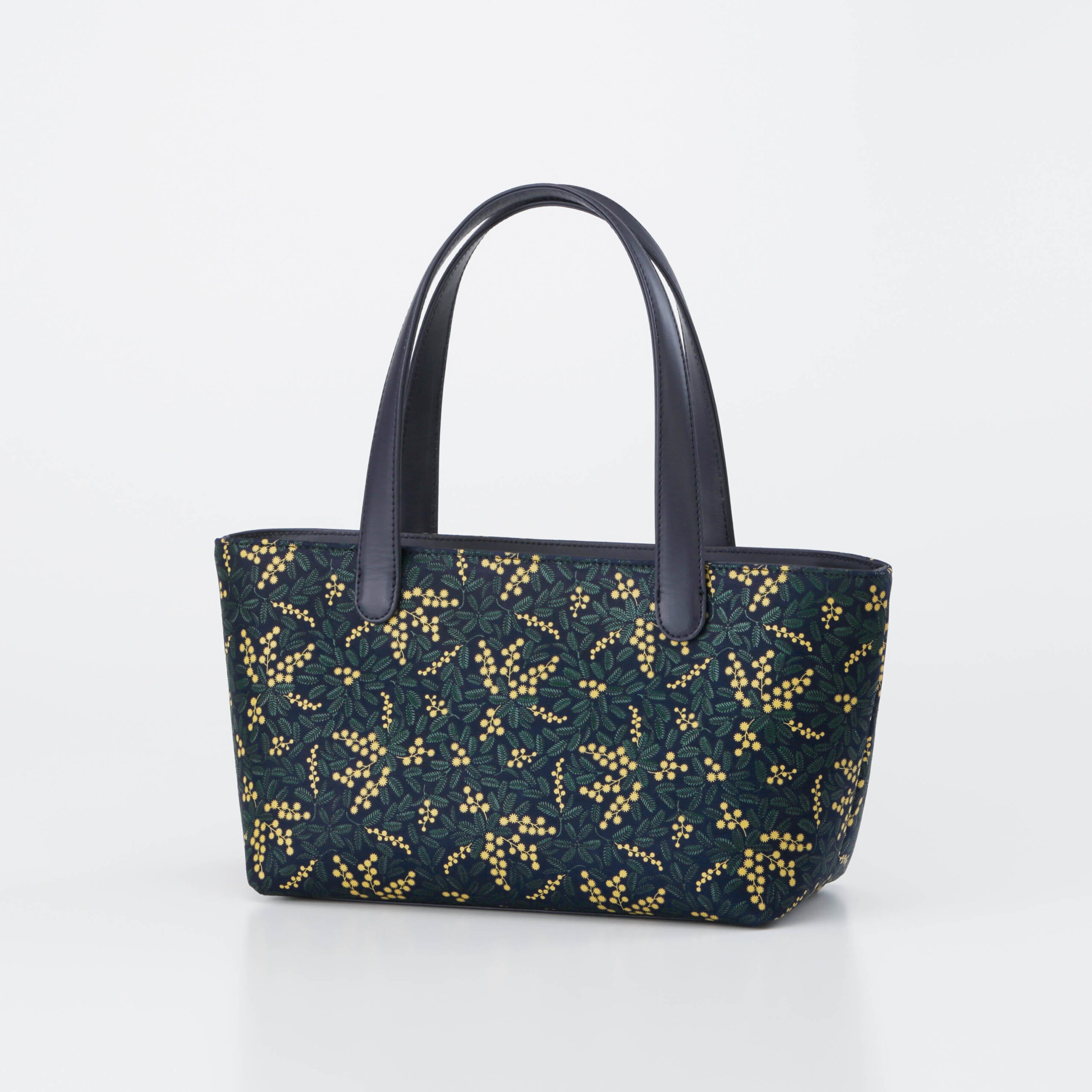 季節限定】ミモザ模様の印伝（1/17より） | おしらせ | 印傳屋 | INDEN-YA