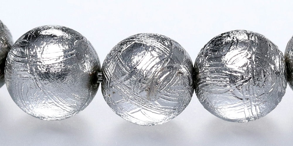 ナミビア共和国産]ギベオン隕石ブレスレット（約8.5mm玉/シルバー