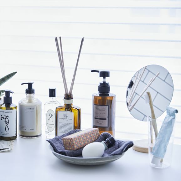 BP. MAKE UP MIRROR 真鍮×真鍮｜リラックス・バス一覧｜IDEE SHOP Online