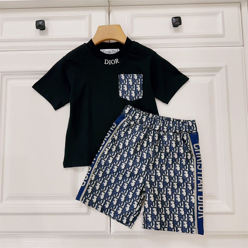 Dior ディオール 子供服 tシャツ ハーフパンツ 上下セット
