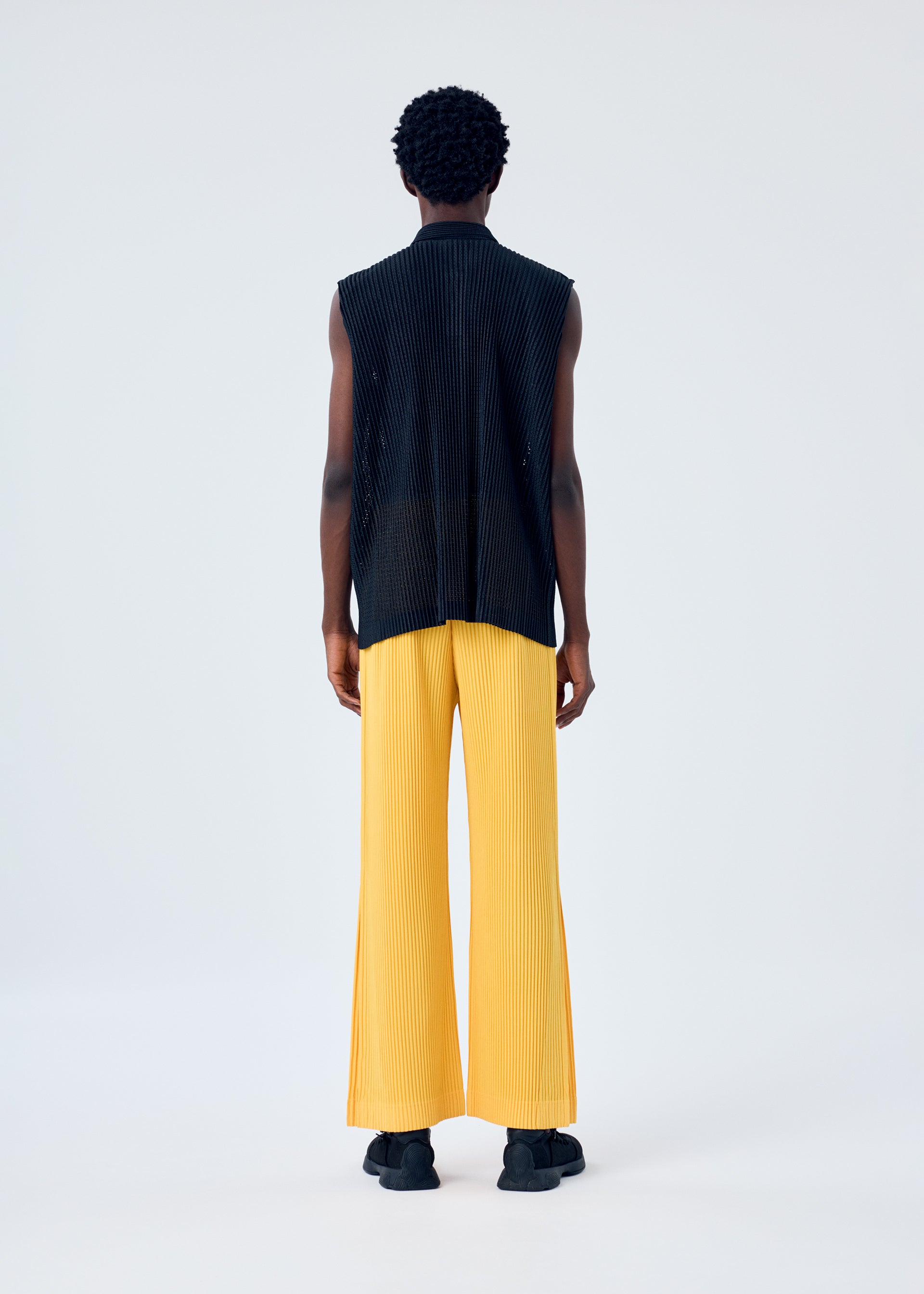 LIGHT MESH – isseymiyake.com