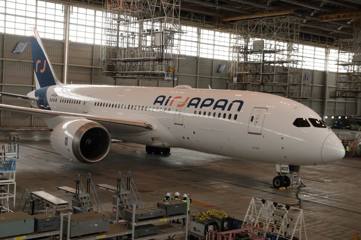 ANA「第3のブランド」の勝算 先行するJAL系ZIPAIRに「エッジ」で差別化