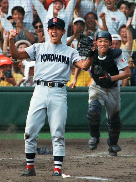 松坂大輔（横浜）1998年 「平成の怪…：平成の夏「思い出甲子園」 写真
