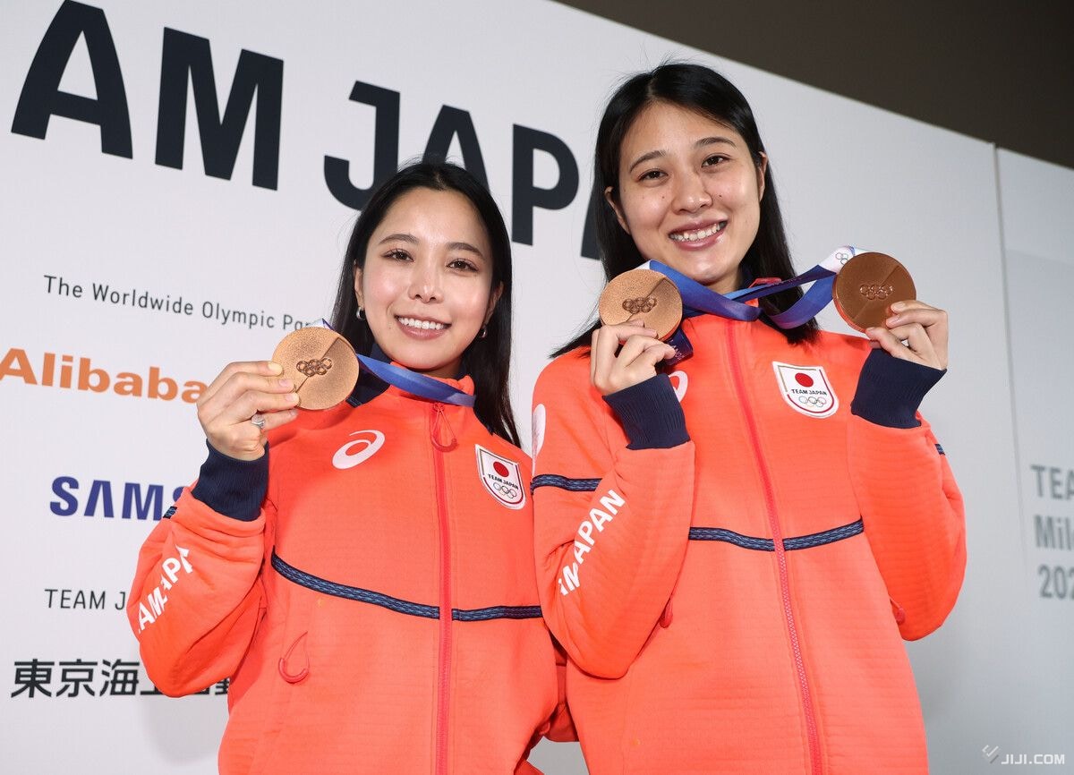 画像・写真：高梨「特別な瞬間」 丸山は初メダルに達成感―ジャンプ女子