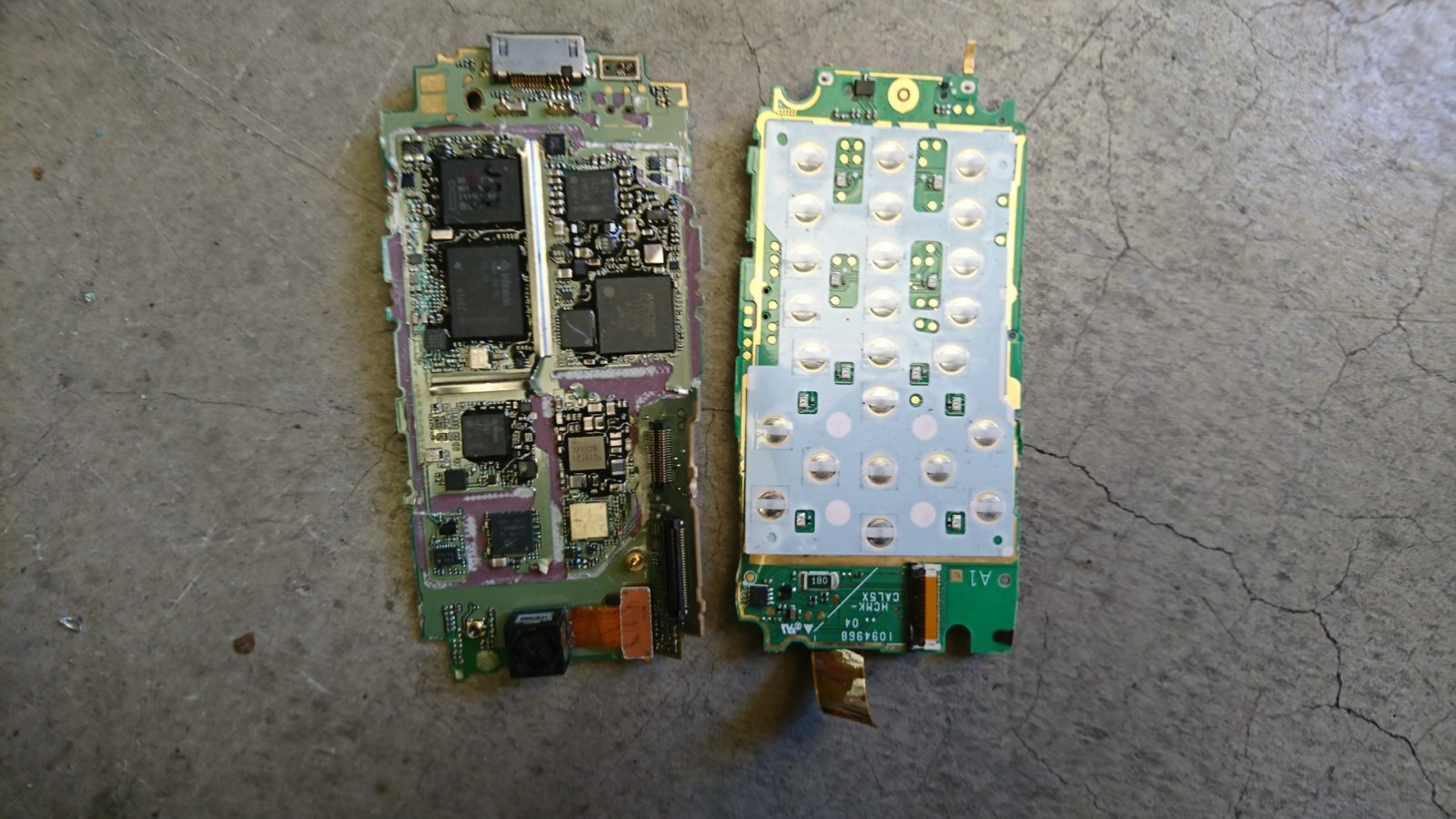 携帯電話の基板 | 基板リサイクルブログ基板リサイクルブログ