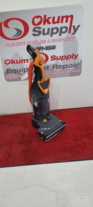 TASKI Swingo 150 - Ultra Compact Upright Floor Scrubber