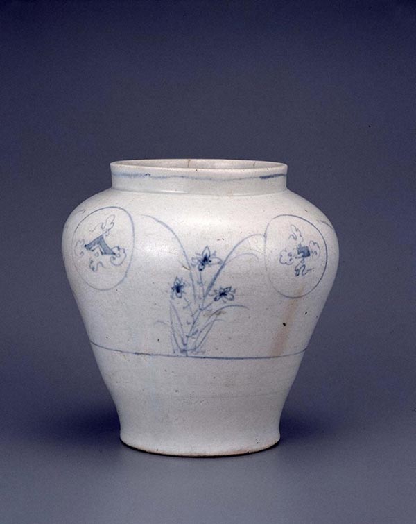 青花草花文壺｜今後展示予定の日本・東洋のやきもの｜コレクション