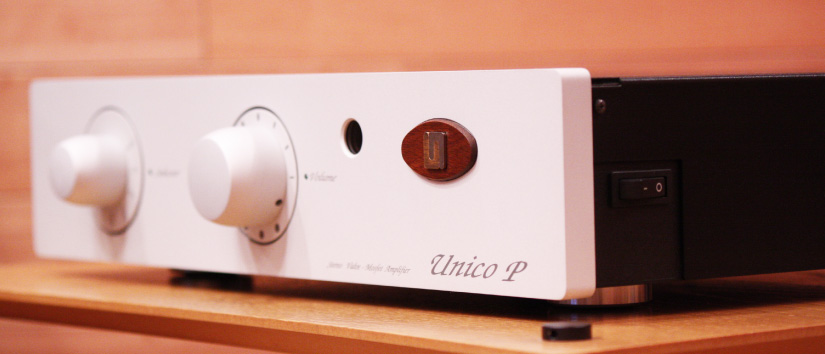 Unison Researchのプリメインアンプ、Unico Pの中古品のご紹介です。