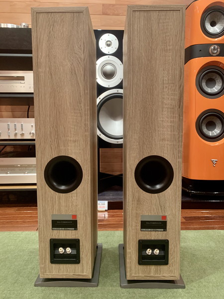 B級特価品！】 DALI/スピーカー「OBERON5 ライトオーク (ペア)」のご