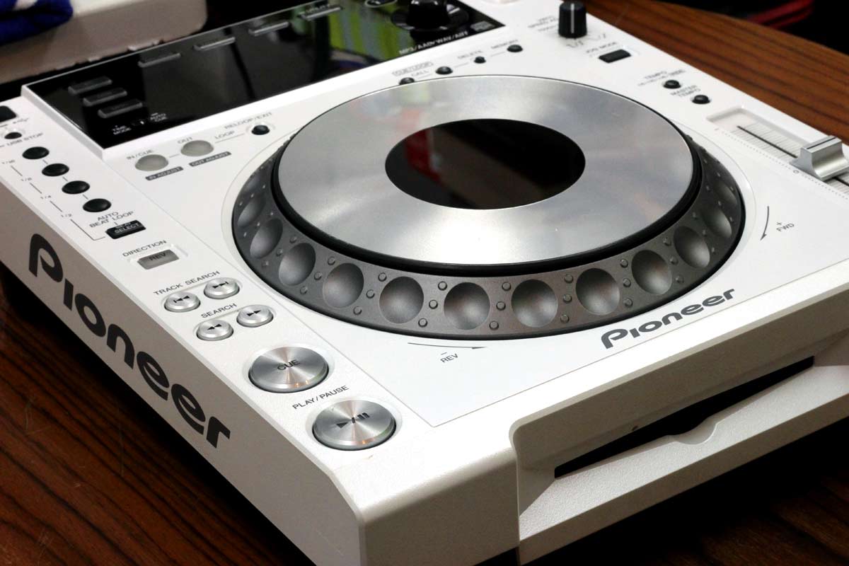 中古品】Pioneer DJ/CDJ/CDJ-850(ホワイト)のご紹介です。