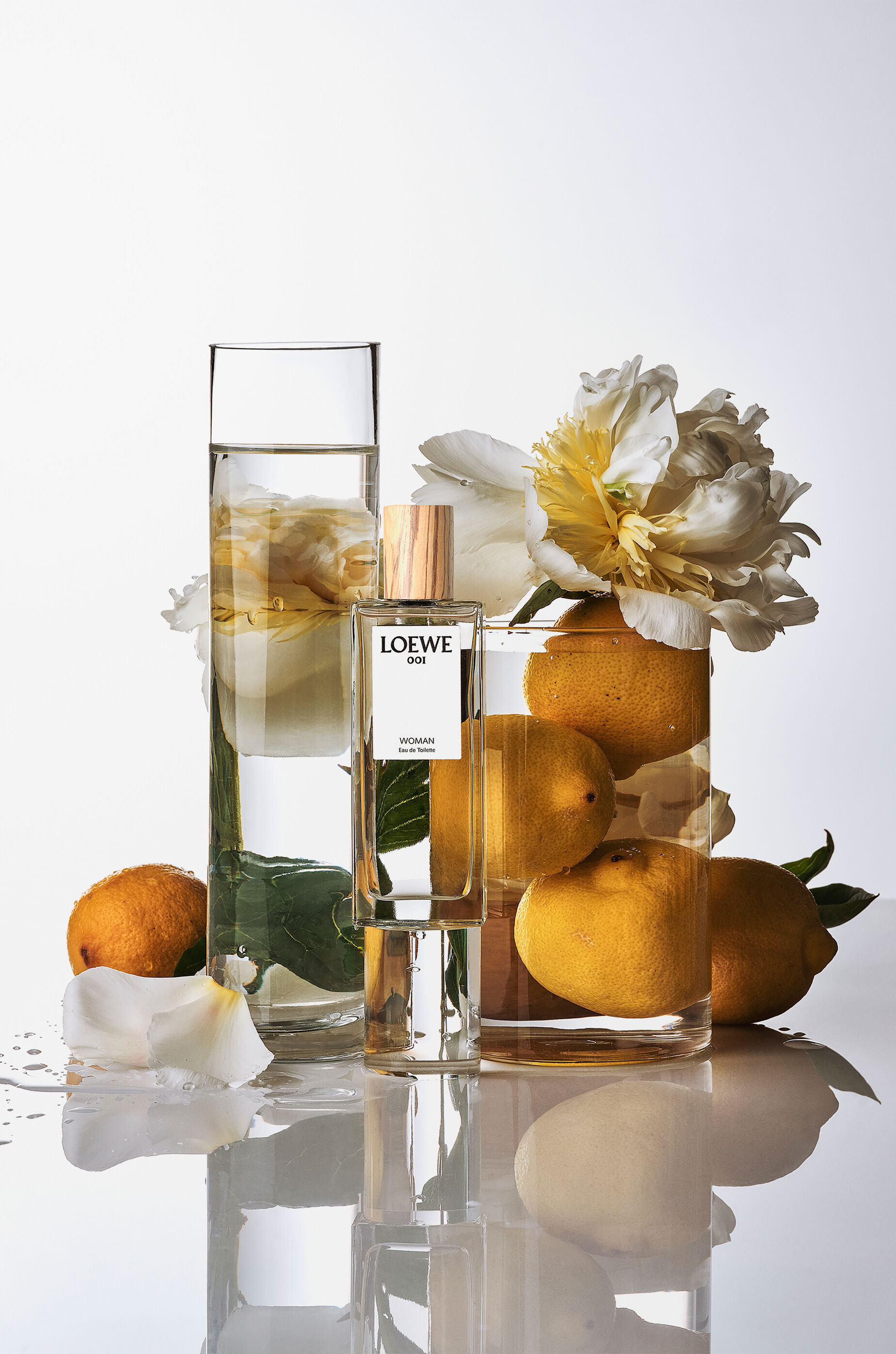 ロエベ 001 ウーマン オードゥ トワレ 50ml 無色 - LOEWE Japan