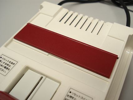 ニンテンドークラシックミニ ファミリーコンピュータ (ファミコンミニ